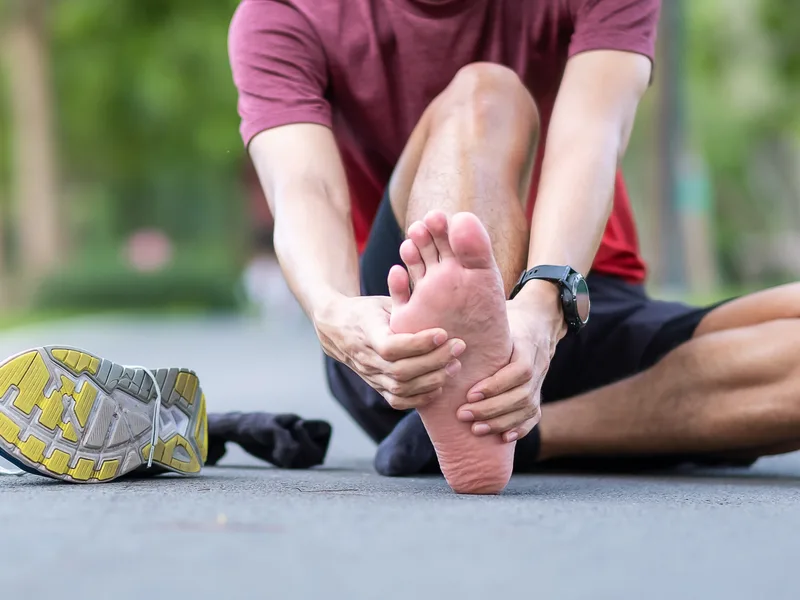 Honolulu Pain Relief Center treating plantar fasciitis in Honolulu