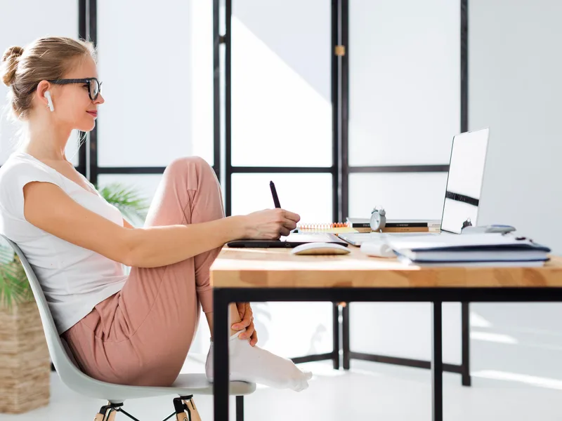 Honolulu Pain Relief Center treating poor posture in Honolulu